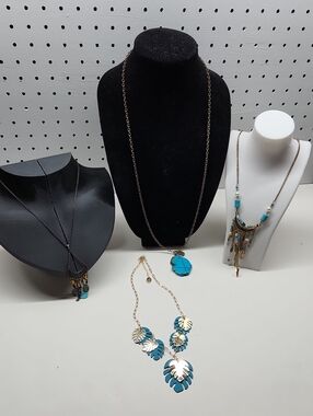 Turquoise Themed Jewelry Bundle